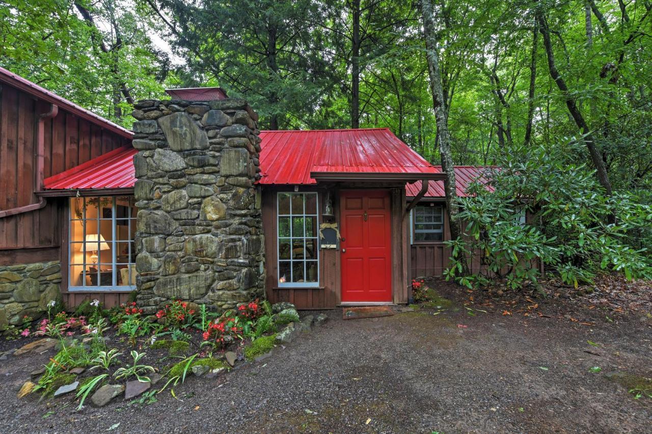 Serene Creekside Cottage Near Asheville Fire Pit Candler Luaran gambar